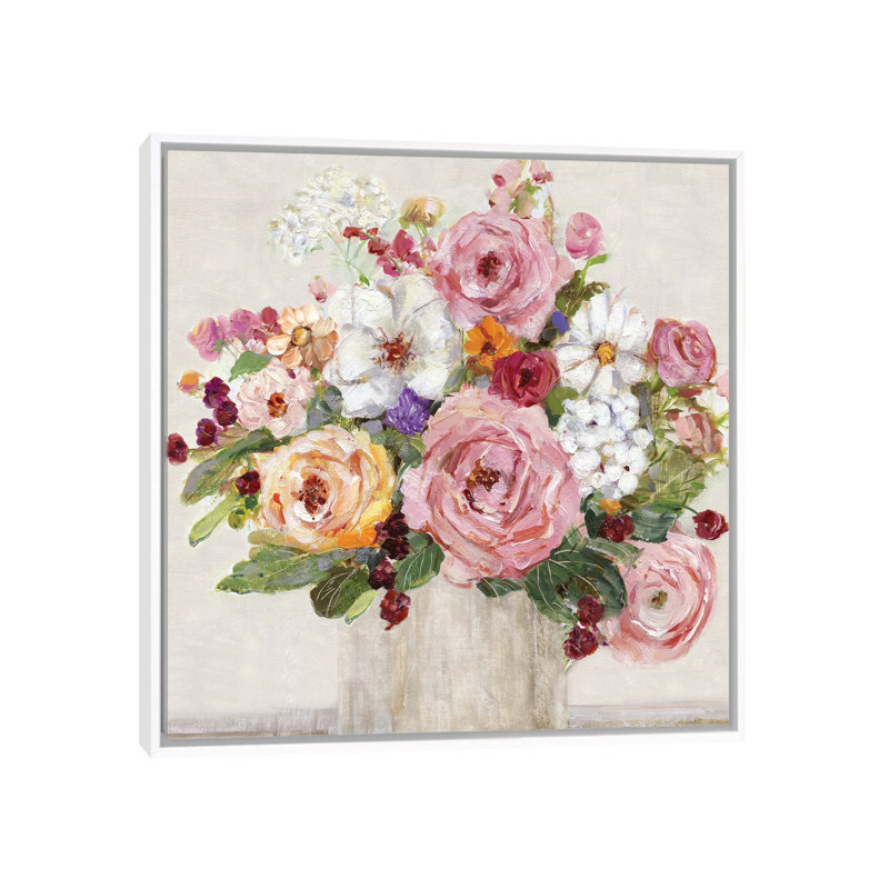 «Becoming Blush II» par Sally Swatland - reproduction d'art, Pas de tapis, H 18 po x l 18 po x 1,5 po, Toile blanche encadrée
