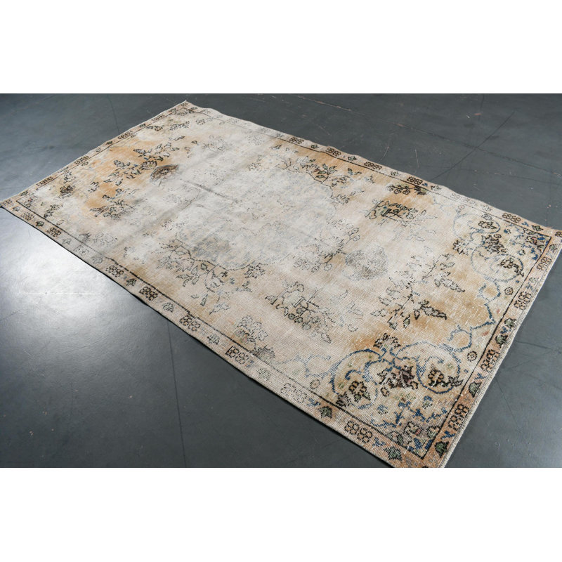 Tapis turc antique beige Oushak idéal pour la salle à manger avec motif rétro en laine usée