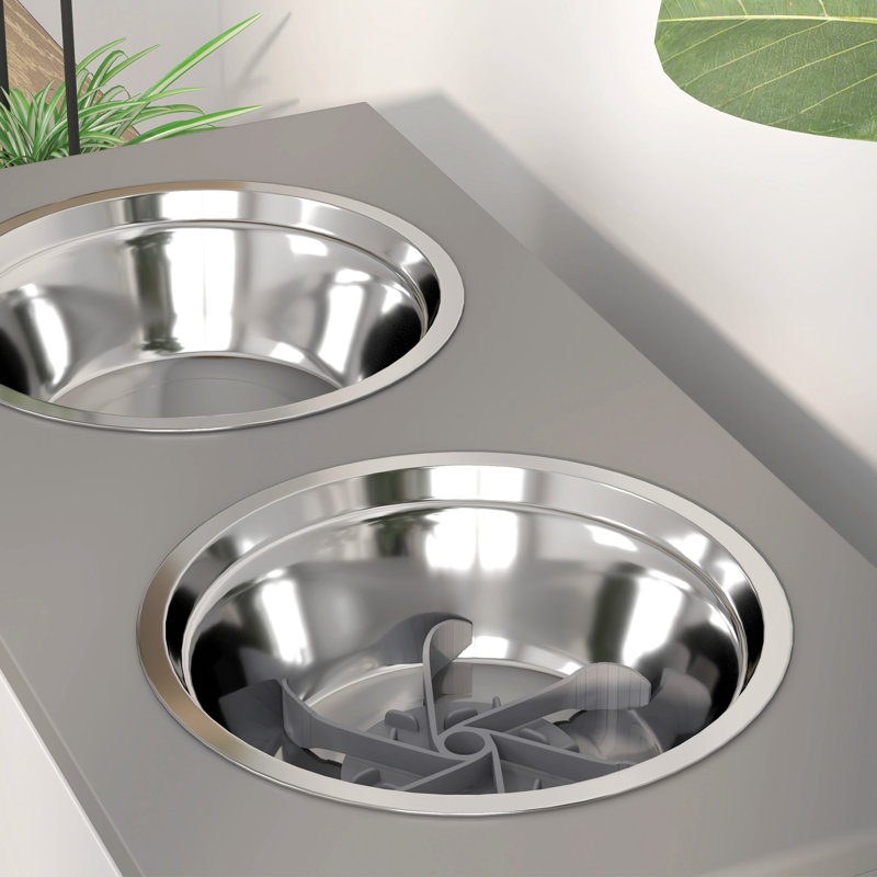 Anti-Skid Elevated Feeder