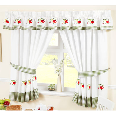 Sampson Plaid Ruffled Kitchen Curtain