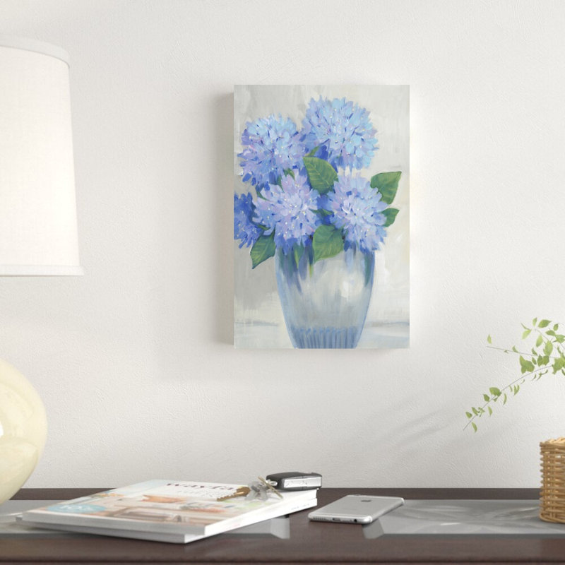 Hortensias bleus dans un vase II, H 12 po x l 8 po