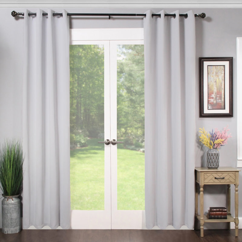 Paire de rideaux obscurcissant avec œillets Millendon, Guimauve, L 46 po x L 63 po