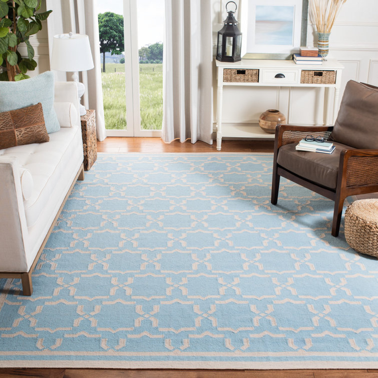 Rodgers Hand Woven Flat Weave Wool/Cotton Geometric Rug in Light Blue/Ivory