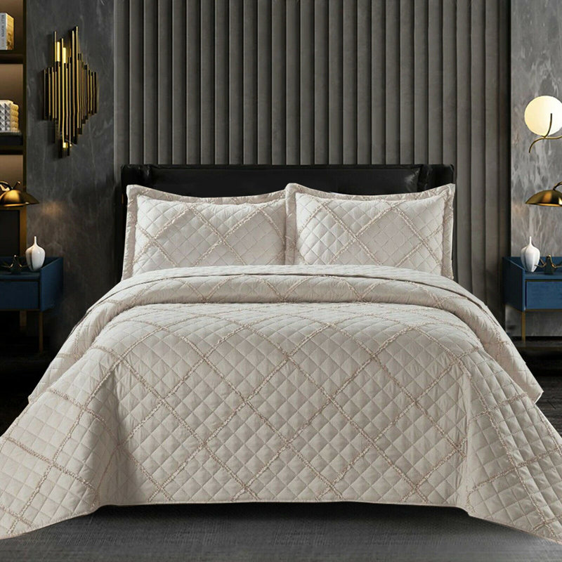 Fairdale Polyester Bedspread with Pillow Shams Included, Mink, 240 x 250 cm Bedspread - 2 Pillow Shams