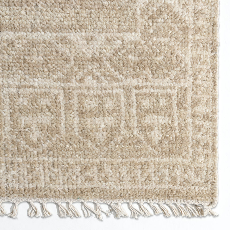 Jaipur Living Mihail SEV09 Handknotted Medallion Ivory and Cream Area Rug (8'x10'), Rectangle 8' x 10'