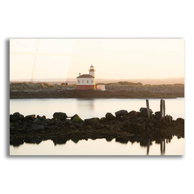 «Coquille River Lighthouse» par Richard Wong, art mural en verre acrylique