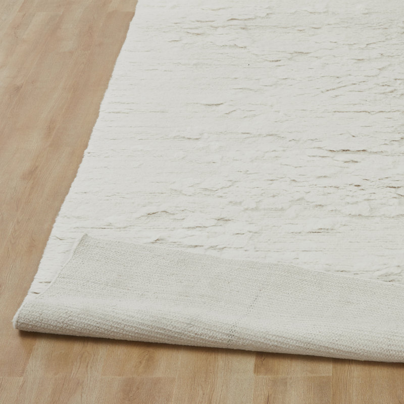 Hand Knotted Wool Area Rug in White/Cream, Rectangle 2' x 3'