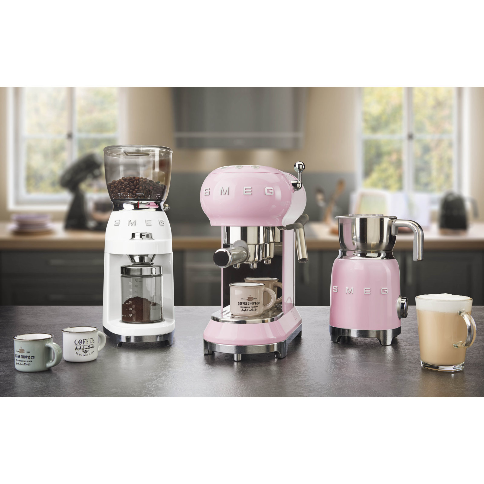 SMEG 50's Retro Style Milk Frother, Pink