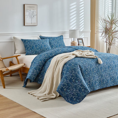 3 Piece  All Season Cottagecore Microfiber Quilt Set