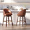 Tabouret de bar pivotant en similicuir de 30 po avec pieds en bois massif, brun