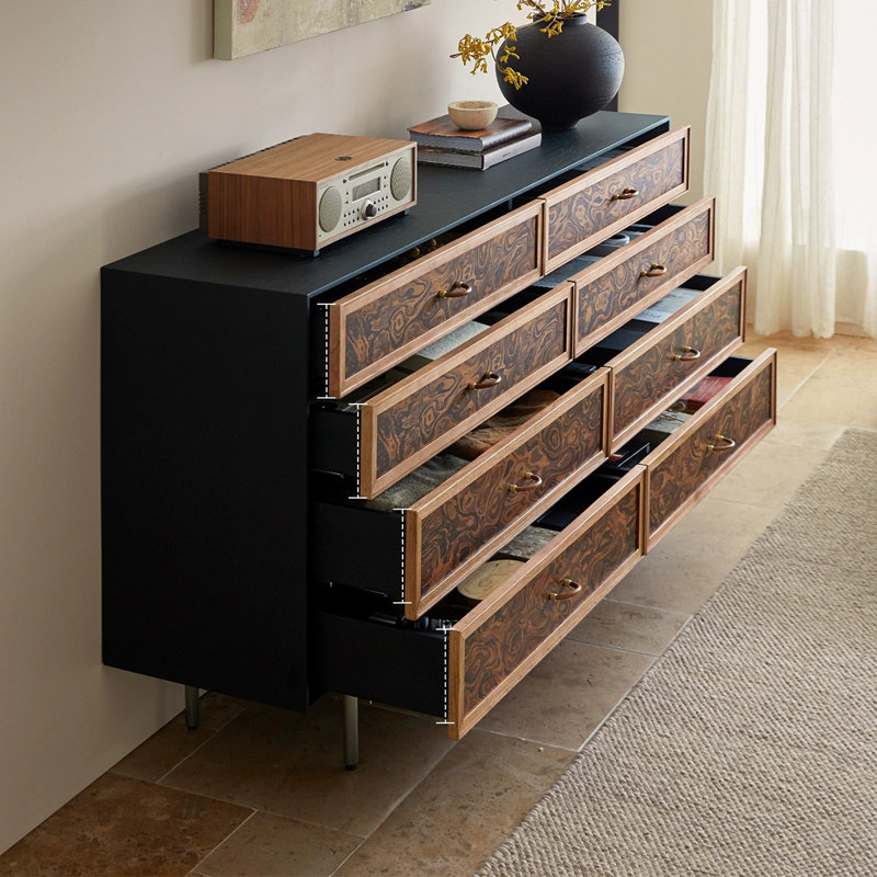 Buffet décoratif en bois massif
