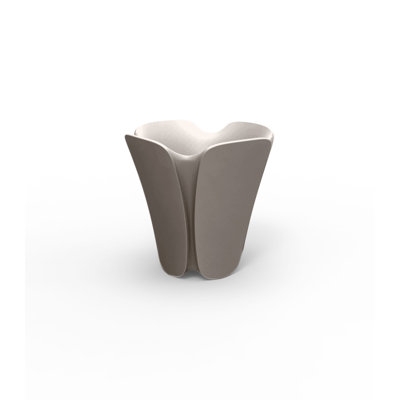Pezzettina Resin Pot Planter