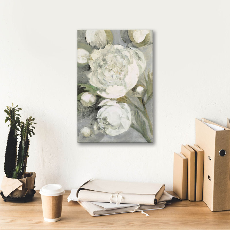 «Favorite White Peony» par Albena Hristova, art mural sur toile, H 18 po x l 12 po x P 0,75 po