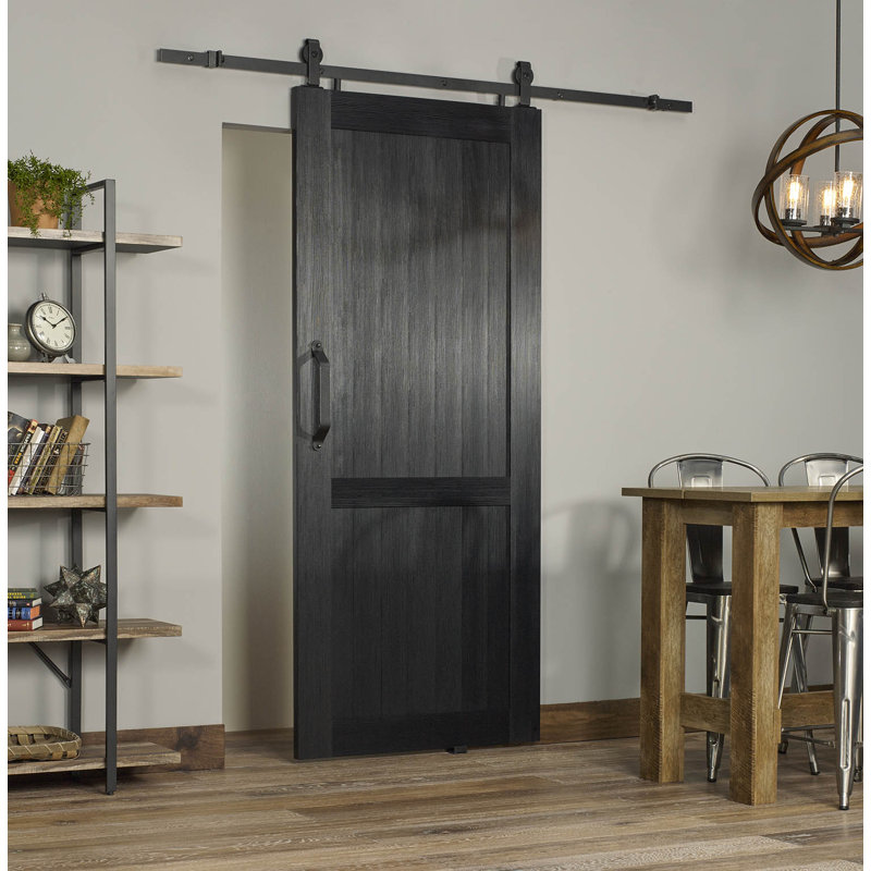 Porte de grange Millbrooke à panneaux en PVC / vinyle avec quincaillerie d'installation, 36 po x 84 po, Noir