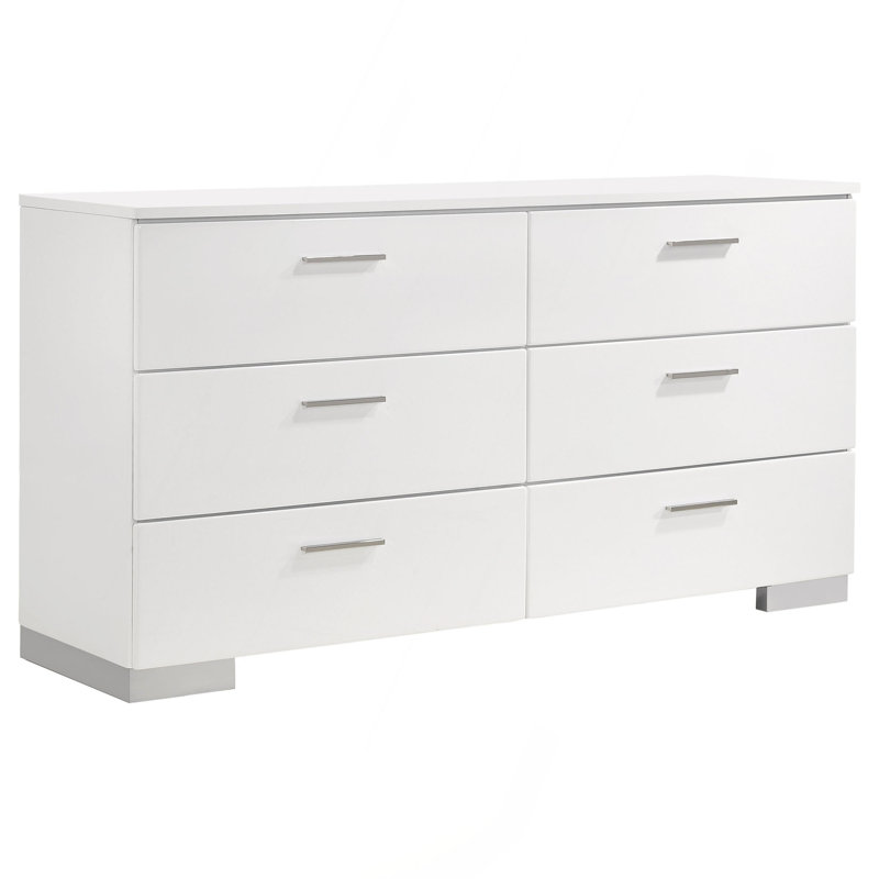 Commode et commode blanches ultrabrillantes