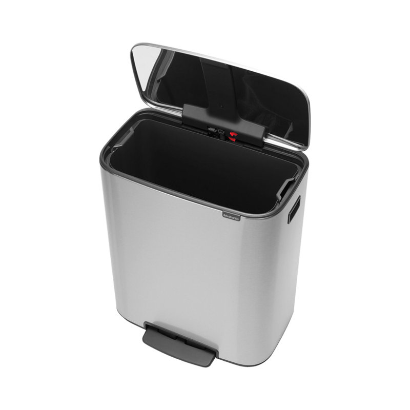 Poubelle à pédale 16 gallons (60 litres), Acier mat anti-traces de doigts