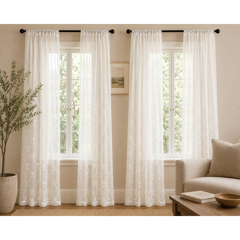 Panneau de rideau simple avec passe-tringle floral Ailani, l 54 po x L 120 po