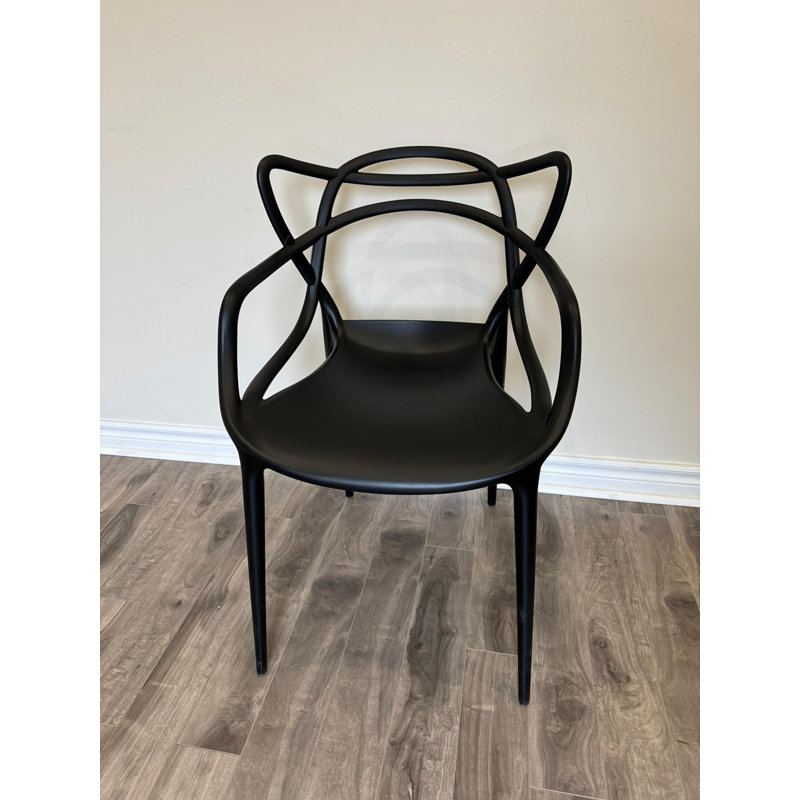 Chaise noire, Noir