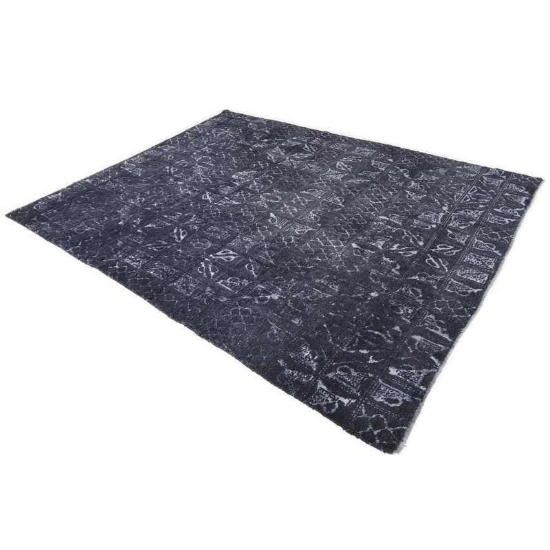 Iniguez Graphite Gray Rug