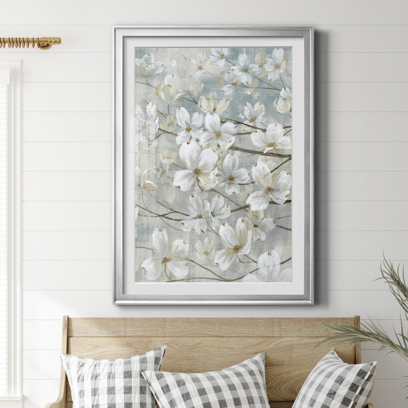 Dogwoods in Bloom - Reproduction d'art sur papier encadrée, H 26,5 po x l 36,5 po x P 1,5 po, Papier argenté