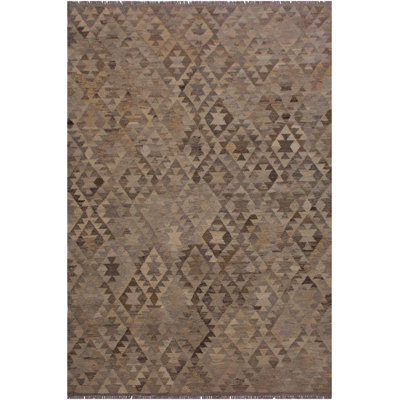 Tapis brun en laine fabriqué à la main de conception unique 5 pi 8 po x 7 pi 11 po Kilim Loyalti