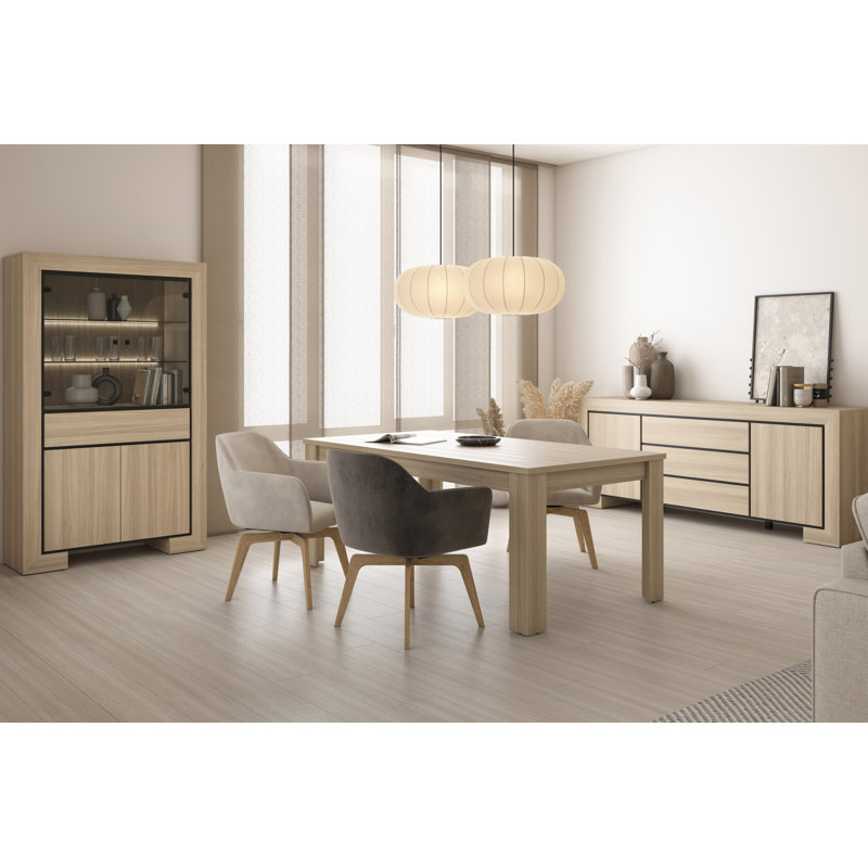 Blakeli 6 - Person Dining Set