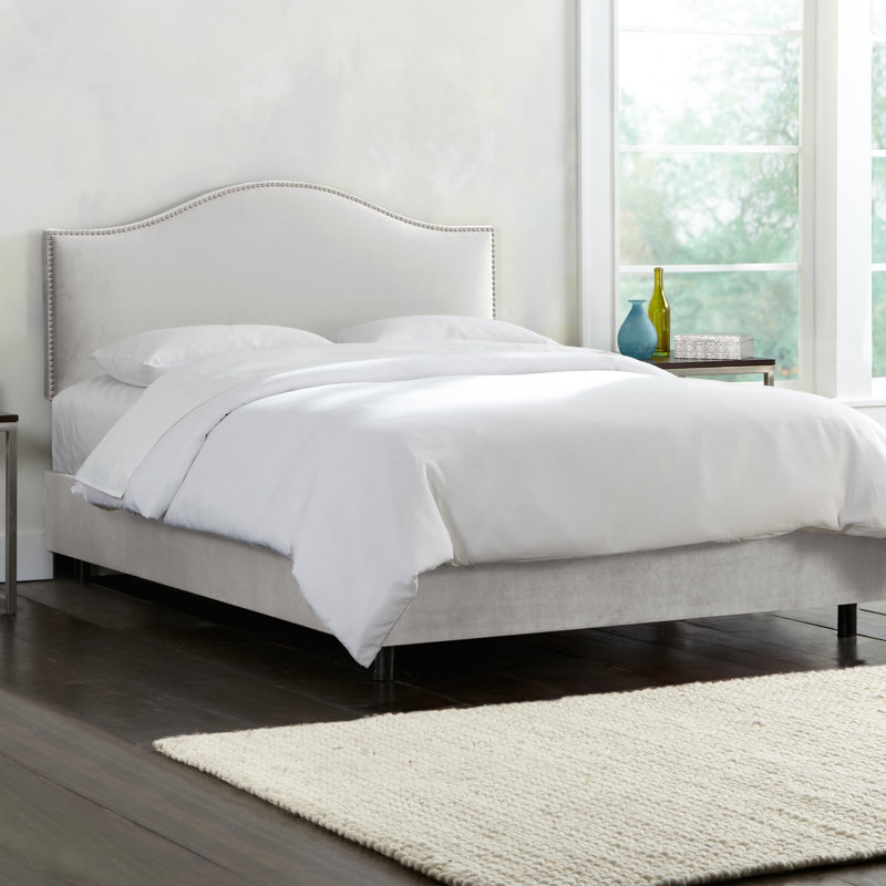 Lit tapissier standard à profil bas Brighton, Simple, Velours classique, gris clair