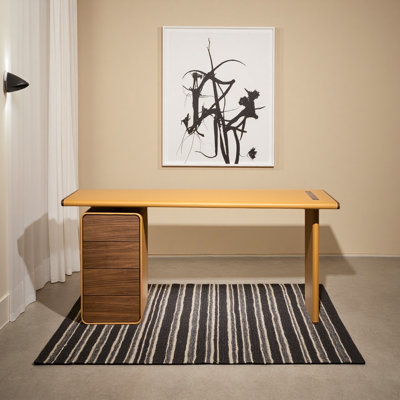 Italian minimalist style desk