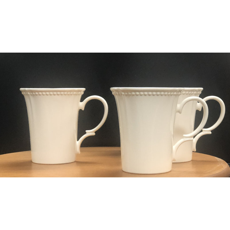 Red Vanilla Pinpoint Coffee Mug