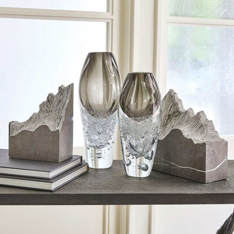 Vase de table en verre fait à la main, H 11 po x l 4,5 po x P 4,5 po