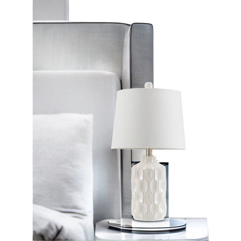 Kaysaan Ceramic Table Lamp