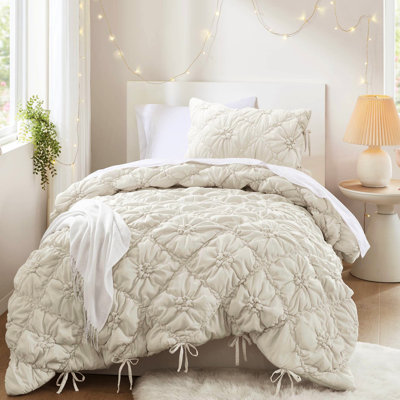 Édredon pour lit simple, courtepointe et cravate à motif floral, microfibre douillette et douce avec étreinte douce, chaleur légère toute l'année, édredon 2 pièces sécuritaire, accents à cravates décoratives, microfibre respirante, tout