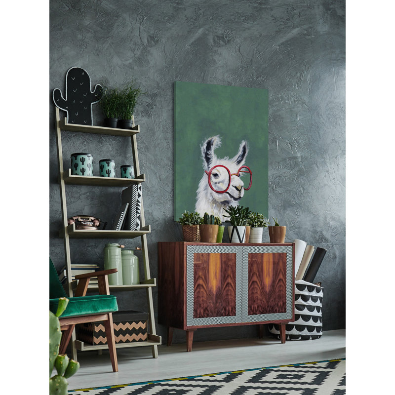 «Red Llama Glasses» par Marmont Hill - peinture sur toile tendue, H 45 po x l 30 po x P 1,5 po