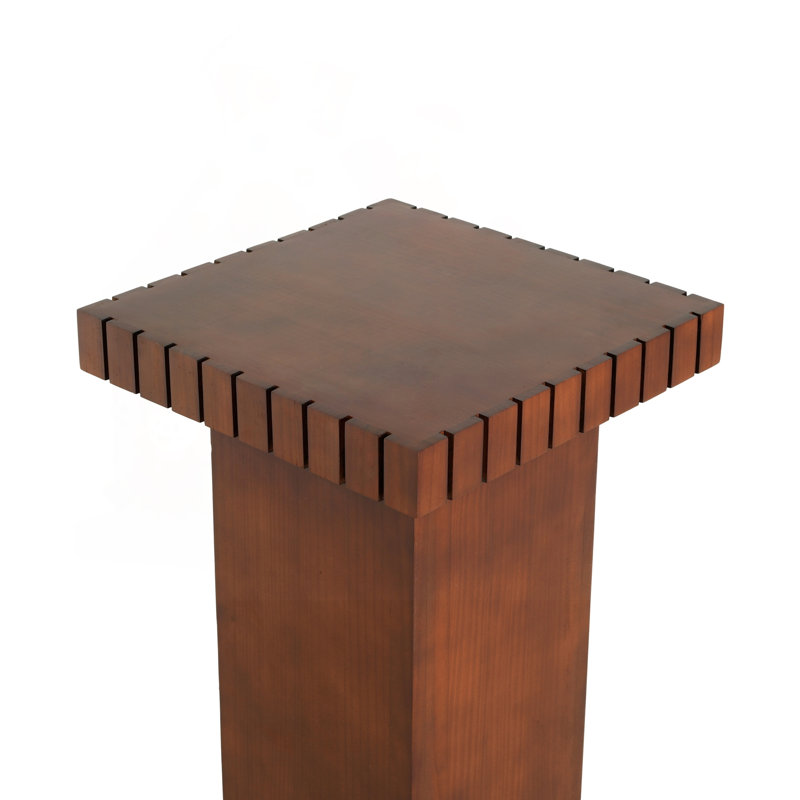 Table de bout carrée en noyer avec détail à encoche