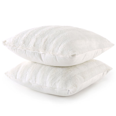 Housse de coussin en similifourrure