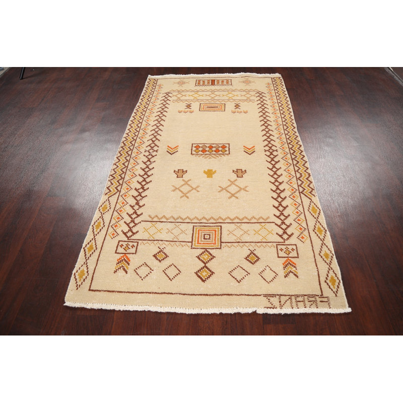 Tapis beige en laine noué à la main de conception unique 3 pi 10 po x 6 pi 7 po années 1960