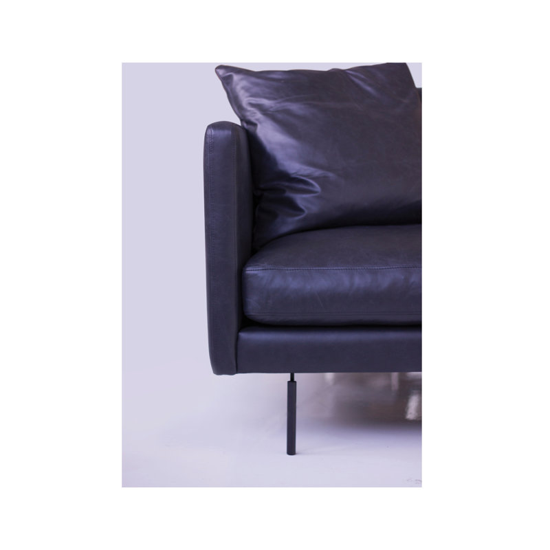 Canapé Tux noir en cuir véritable brun clair avec pieds thermolaqués noirs