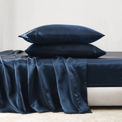 Literie élégante en polyester satiné infroissable
