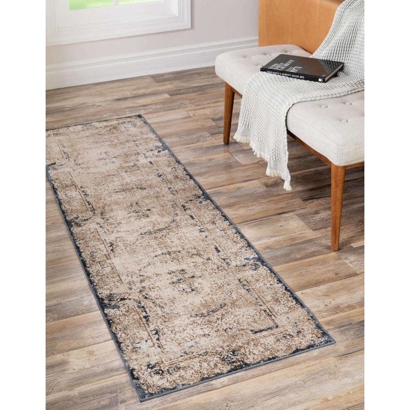 Tapis crème tissé à la machine Crisoforo, Tapis de couloir de 2 pi x 6 pi 9 po