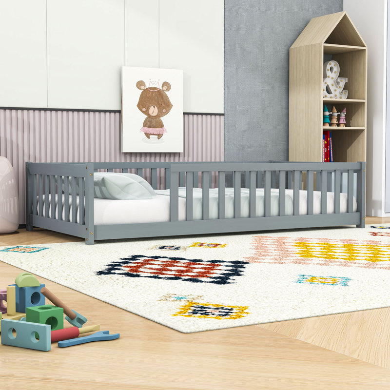 Lit simple en bois avec garde-corps et lattes, gris