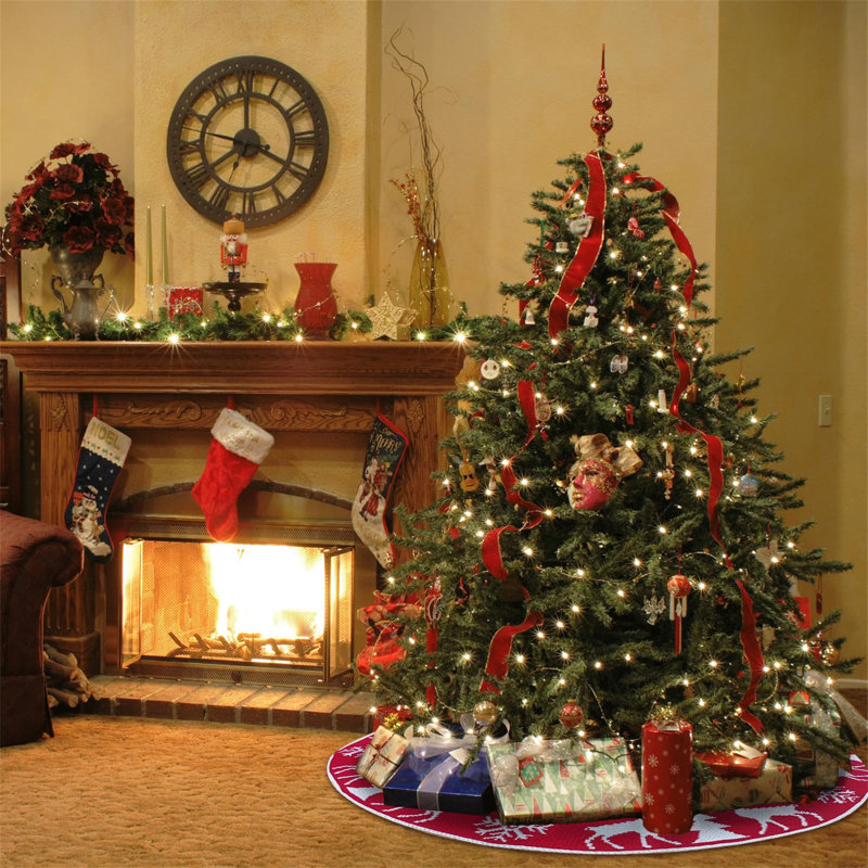Plainville Faux Fur Tree Skirt