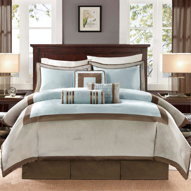 Édredon pour très grand lit 7 pièces - bleu avec coussins décoratifs et accents bruns taupe Literie lavable à la machine