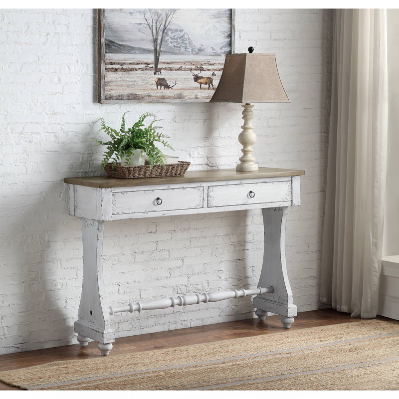Console Carminda