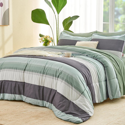 Ensemble d'édredon pour grand lit Andency vert sauge - 7 pièces, ensemble de literie rayé en microfibre toutes saisons avec édredon, drap-housse, taies d'oreiller et taies décoratives
