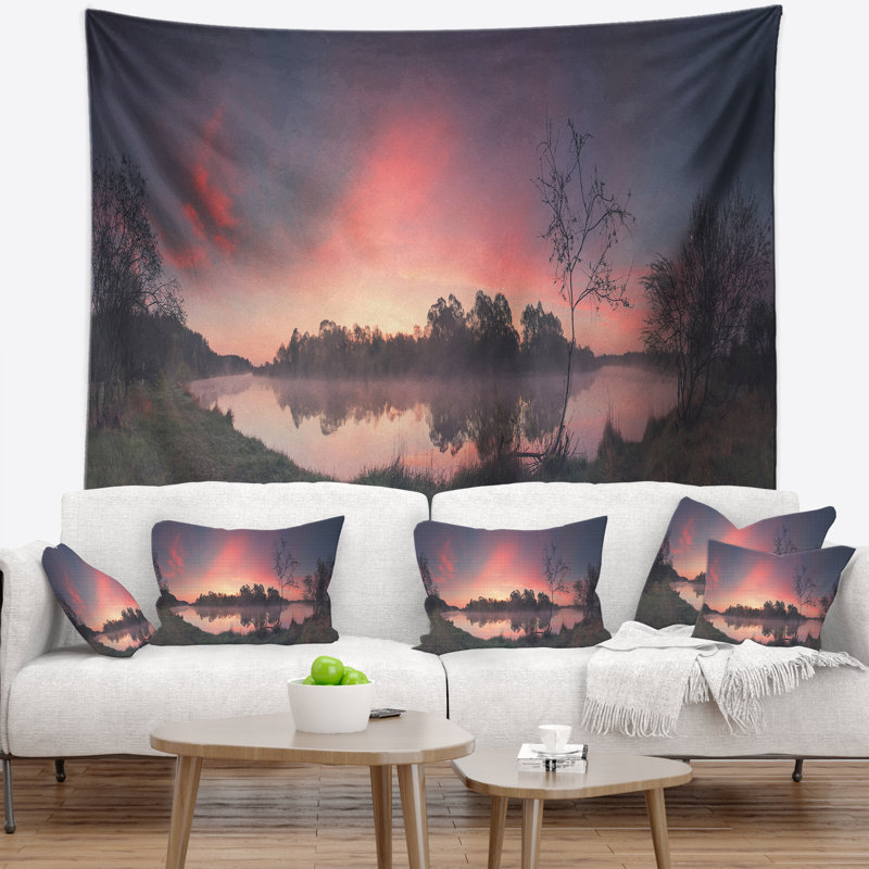 Paysage tapissier mauve tapisserie des montagnes printanières, H 32 po x l 39 po
