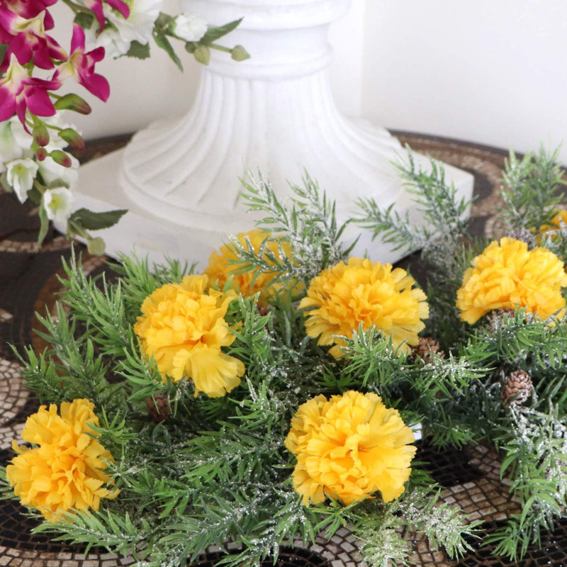 Pot de fleurs en soie, Or