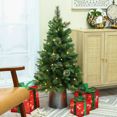 Hartfried Lighted Pine Christmas Tree