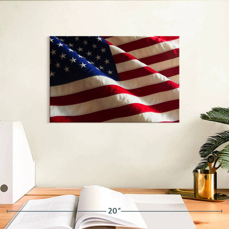 Borges Rippled American Flag, 8" H x 12" W