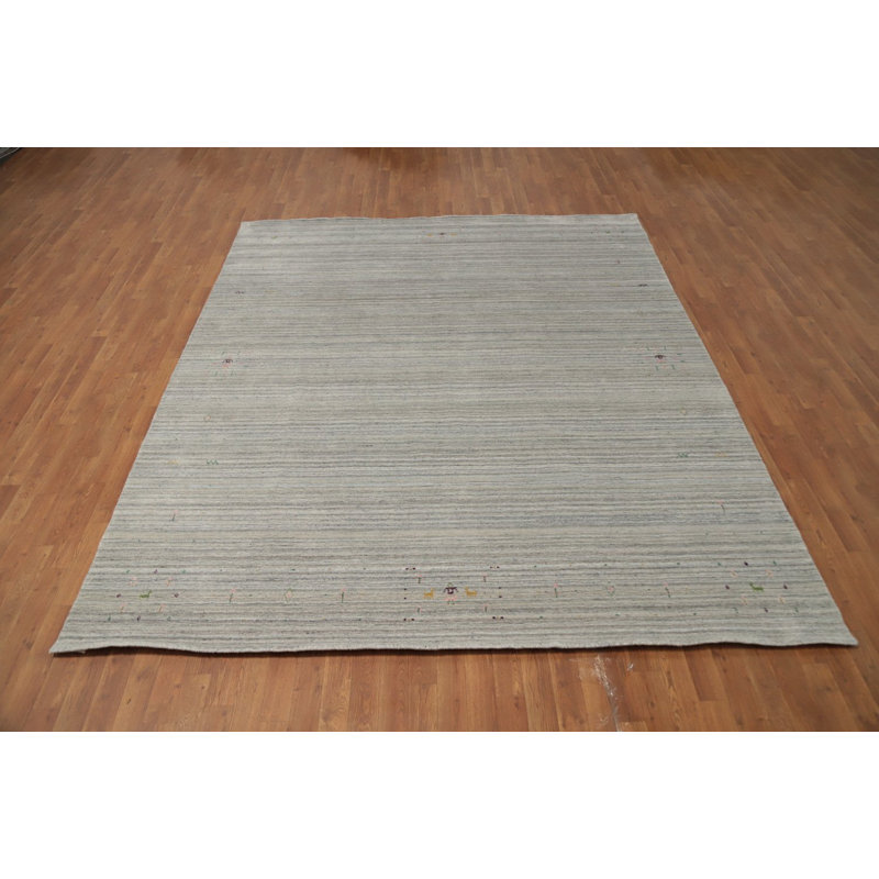 Tapis gris élégant de style Gabbeh 8 x 10 avec détails tribaux subtils