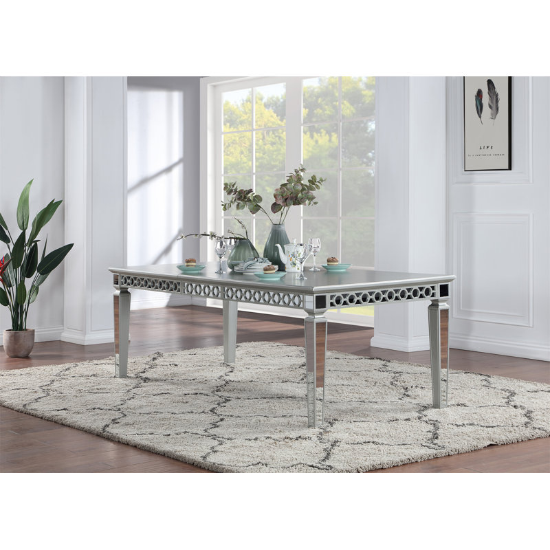 Geneva G07300-T Table seulement La table, sans chaises.